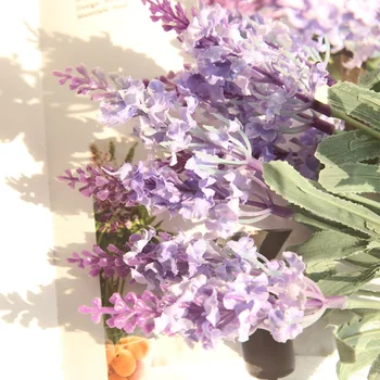 Francuska Neobično Romantičan Provence Lavender Umjetno Cvijeće Ljubičica Bijela Novost Dizajn Svila Cvijet za Svadbene Dekoracije Doma