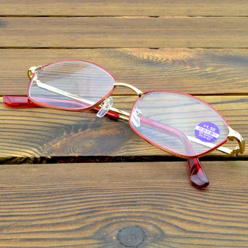 Ženske Jednostavne Naočale Za čitanje u okvirima Od legure titana s punim okvir +0.75 +1 +1.25 +1.5 +1.75 +2 +2.5 Do + 4 Uključuje torbica za naočale od umjetne kože